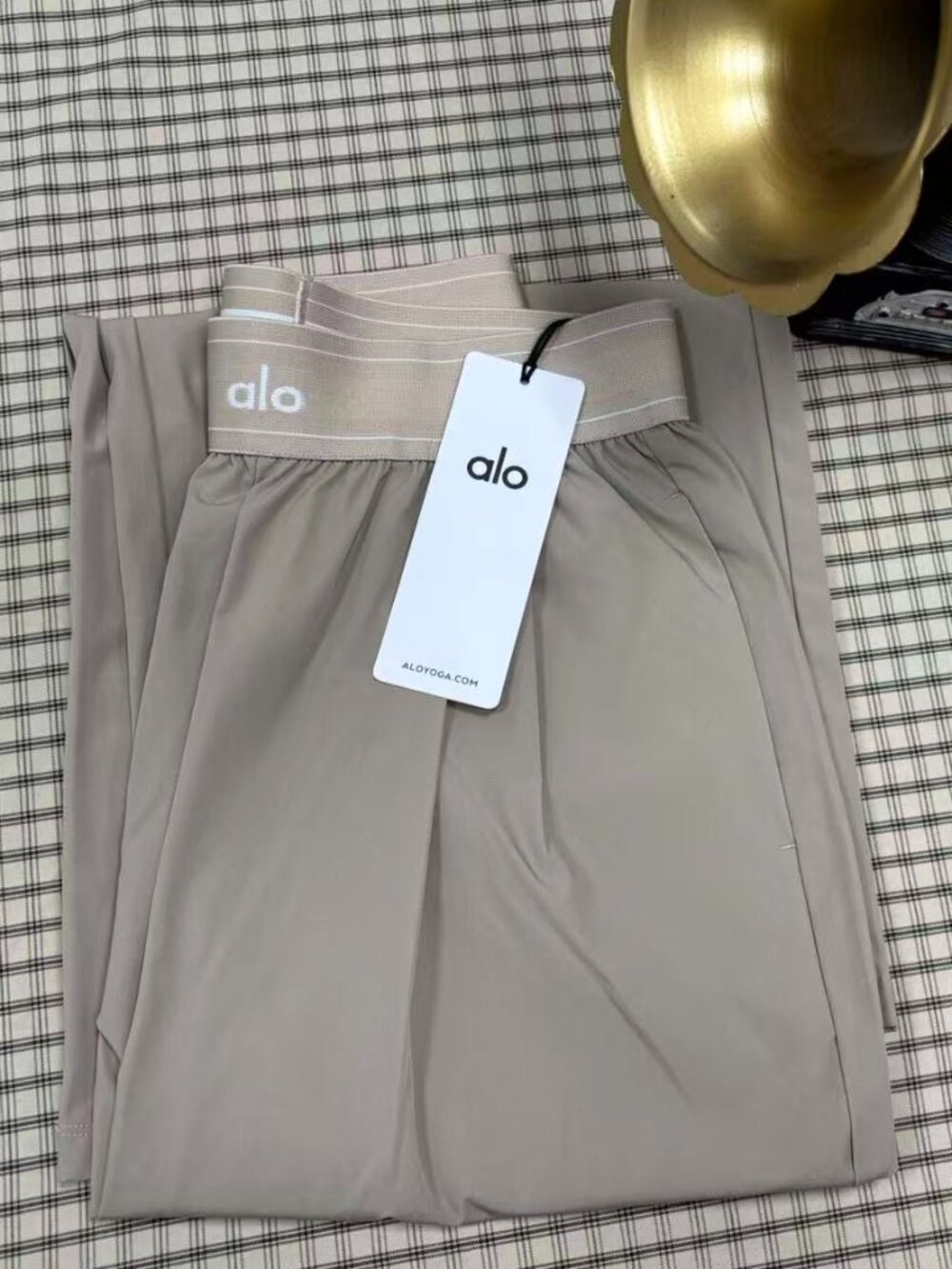 🖤Alo Yoga Suit Up Trouser Gravel (Regular)30" Inseam Loose Straight Leg - Picture 6 of 8